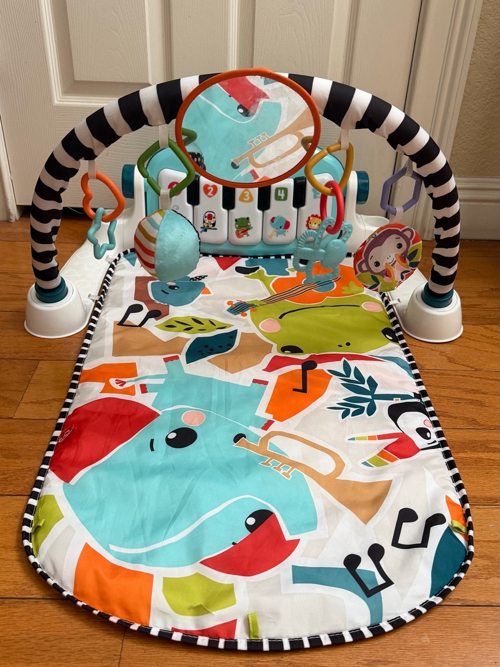 Fisher Price Glow & Grow Kick and Play Gym with Piano and Lights